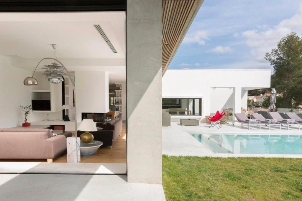 Magnifique Villa D'Architecte & Piscine A Debordement Marseille Exterior photo